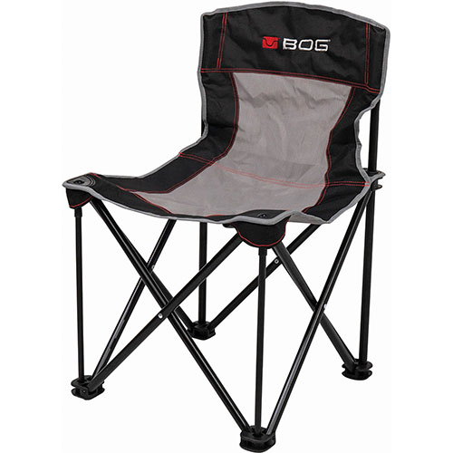 Le BOG 4 on the Floor™ Chair offre un confort exceptionnel avec son cadre en aluminium léger, un poids de seulement 5,5 lbs et une capacité de 400 lbs.