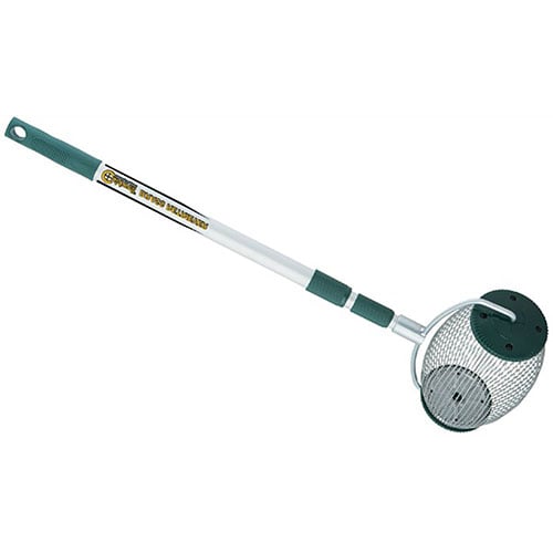 Avec le Caldwell Brass Retriever, ramasse facilement tes douilles sans te baisser, que ce soit sur gazon ou gravier, et transporte-le facilement grâce à son design pliable.