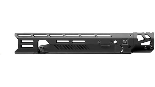 Améliore ton SIG Cross avec ce handguard en aluminium, un bipied pliable de qualité, des slots M-LOK et une installation facile avec des outils basiques.