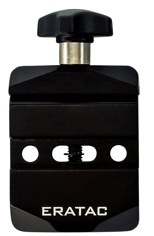 Le Slider avec mâchoire de serrage ERATAC te permet d'attacher rapidement des accessoires essentiels sur le rail ARCA, idéal pour le tir compétitif et les opérations tactiques.
