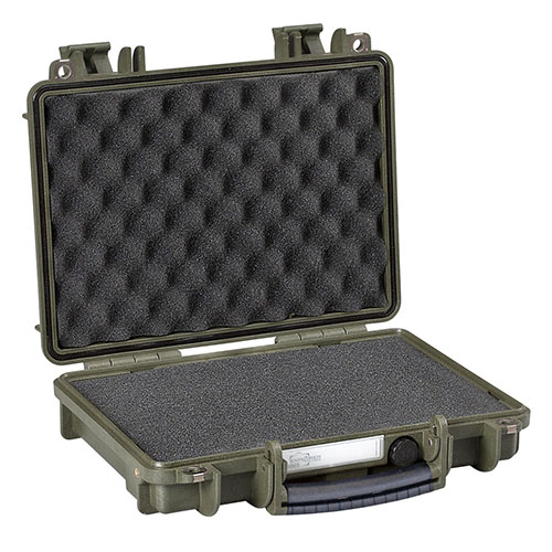 Le case 3005 d'EXPLORER CASES offre une protection ultime avec des charnières en métal, étanchéité, et transport facile, idéal pour tes armes.