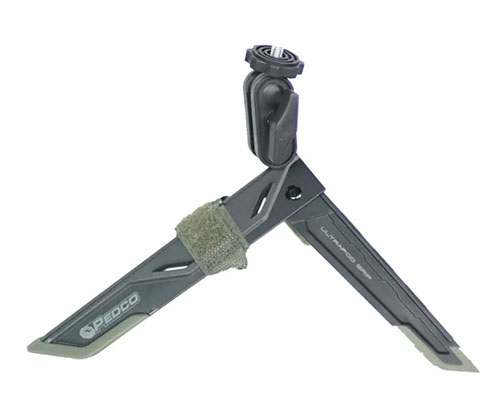 Le mini tripod Ultrapod de Kestrel offre une base stable et résistante au vent, avec des jambes réglables et un système d'attache pratique pour tes aventures.