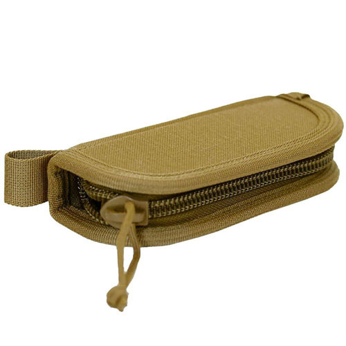 Protège ton Kestrel des chocs et salissures avec une housse en Cordura, rembourrée et robuste, et un système d'attache pour le sécuriser facilement.