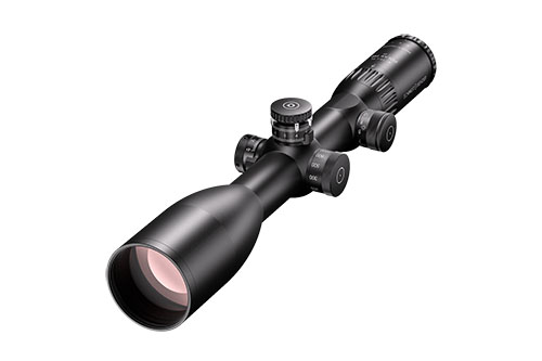 Le Schmidt & Bender 4–16x56 Polar T96 offre une vision claire et précise, avec un réticule BDC II-B LT pour un tir fiable à longue distance.