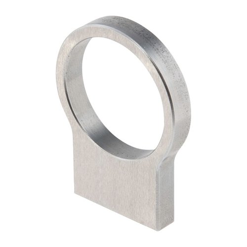 Le REMINGTON 700 Oversized Recoil Lug améliore la précision sans modifier la crosse, s'installe facilement et s'adapte aux canons surdimensionnés.