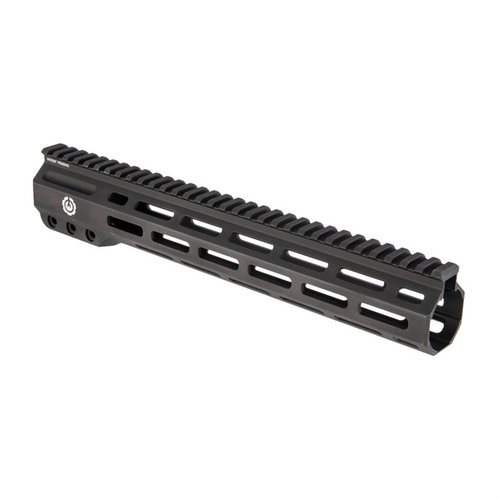 Améliore la précision de ton AR-15 avec les handguards M-LOK de Brownells, conçus pour réduire les vibrations et s'installer facilement sans outils spéciaux.