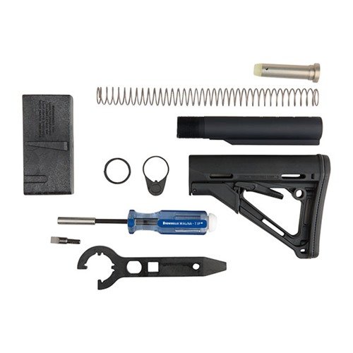 Tout ce qu'il te faut pour monter le Magpul CTR sur ton lower receiver AR-15 : vis, outils et kit de montage inclus pour une installation facile.