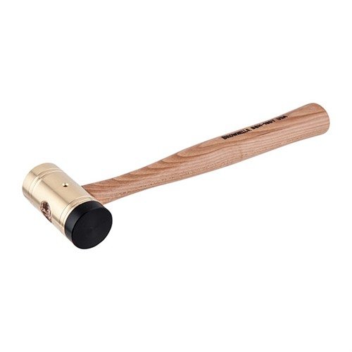 Le marteau en laiton avec embout Delrin de Brownells offre une frappe précise et douce, idéal pour les tâches délicates et robustes en armurerie.