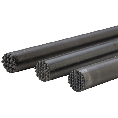 Avec les WOOD STIPPLING PUNCHES, crée une surface antidérapante rapidement sur tes crosses ou poignées, en choisissant entre des motifs fins, moyens ou grossiers.