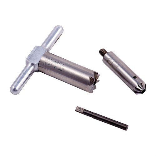 Avec le Steel One Caliber Set, tu peux redresser et chanfreiner les bouches de tes armes avec précision grâce à des outils en acier trempé et un pilote interchangeable.