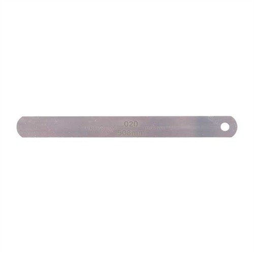 .020 STEEL SHIM de BROWNELLS est parfait pour assurer la bonne hauteur lors du découpage des crochets de marteau avec le #2 Swiss Pattern Pillar File.