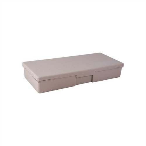 La 540 BENCH BOX est fabriquée en plastique polypropylene pratiquement indestructible, résistant à la chaleur, au froid et à la plupart des produits chimiques.