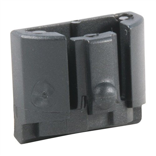 Ce plug en plastique remplit l'ouverture du cadre Glock®, assure un rechargement fluide, empêche la saleté d'entrer et s'installe facilement.