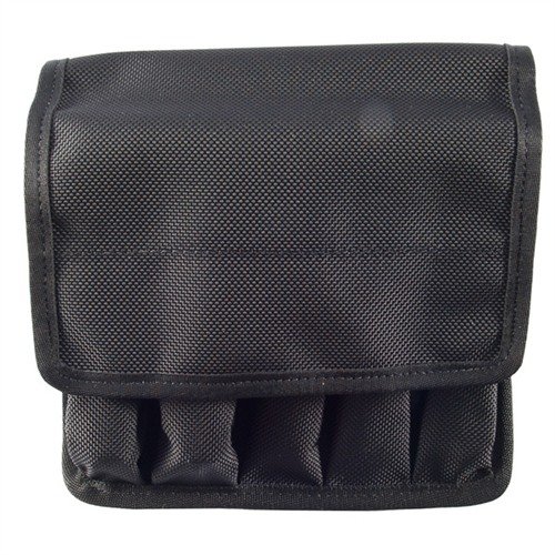 Le pouch IN-LINE de TUFF permet un transport sécurisé et gain de place de tes chargeurs, avec un accès rapide et un maintien optimal grâce à sa conception en Cordura.