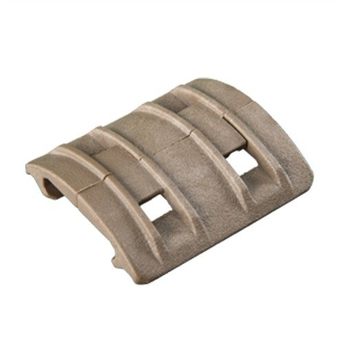 Les panneaux XTM Enhanced s'installent facilement sur les rails Picatinny, offrent une texture anti-dérapante et maintiennent les câbles de lumière/laser en place.