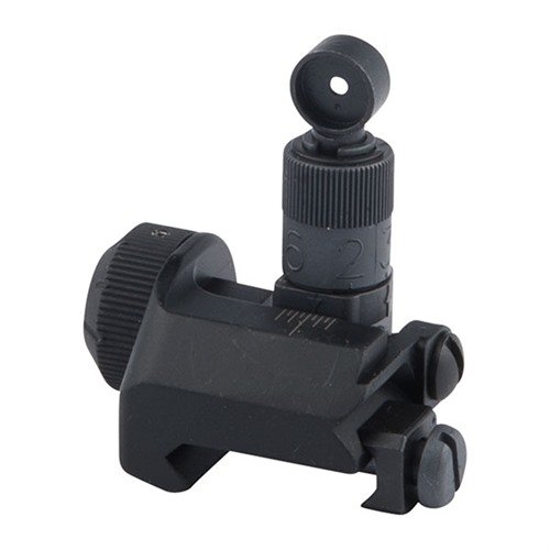 Le KAC 600 Meter Micro Rear Sight est compact, ajustable et permet de viser rapidement de 200 à 600 mètres avec précision, idéal pour les conditions difficiles.