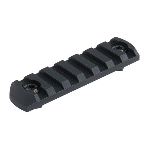 Fixe facilement des accessoires Picatinny sur tes garde-mains M-LOK avec ce rail en aluminium léger et durable, disponible en plusieurs tailles.
