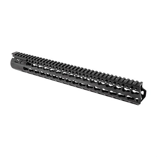 Le handguard BCM KMR Alpha de Bravo Company offre une précision accrue grâce à sa conception free-float et de nombreux slots KeyMod™ pour accessoires.