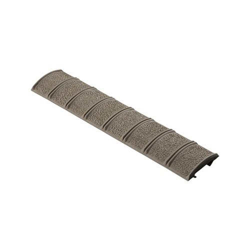 Protège tes rails Picatinny tout en améliorant la prise en main, avec une texture antidérapante et la possibilité de personnaliser la longueur facilement.