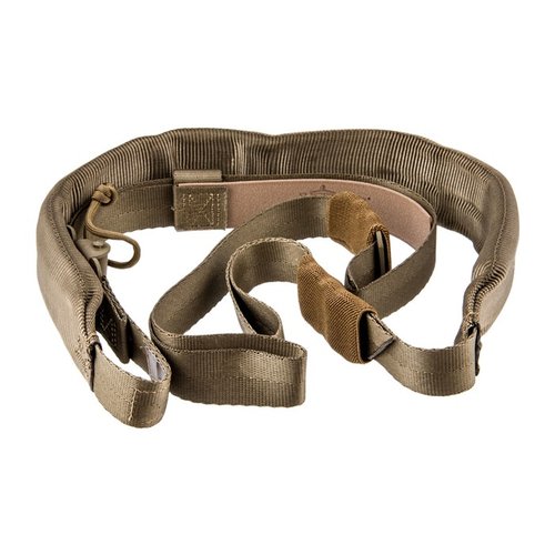 Le V-TAC Padded Sling offre un confort supérieur grâce à sa sangle en mousse, tout en permettant des ajustements rapides pour un transport facile d'armes lourdes.