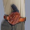 Le holster Combat Master en cuir premium offre un tir rapide, une rétention sécurisée et un design pancake pour une excellente dissimulation, compatible avec des ceintures jusqu'à 1 3/4".