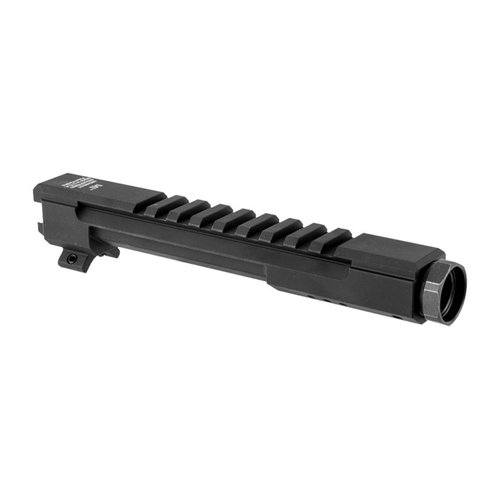 Le AK RAILED GAS TUBE BLACK de Midwest Industries offre une installation facile sans modification permanente et un montage solide pour une visée co-witness avec Aimpoint.