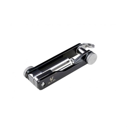 L'outil tout-en-un pour Glock® de Strike Industries combine pin punches, outil de démontage de vise et clé d'ouverture de base en un seul outil compact et robuste.