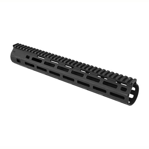 Le URX 4 M-LOK est léger, robuste et modulable, avec un système IBN qui remplace le barillet et permet de fixer des accessoires M-LOK partout.