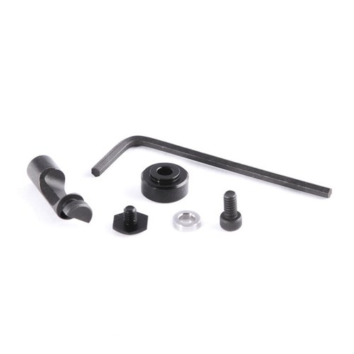 Le Titan Extended Magazine Release facilite le changement de chargeur pour les tireurs avec de petites mains, offrant confort et rapidité d'utilisation.