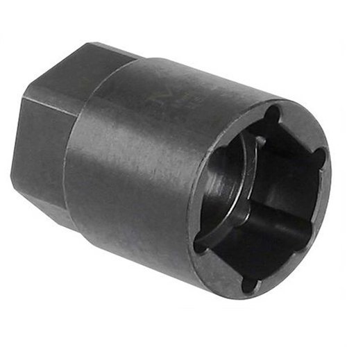 Le CZ Scorpion Pistol Barrel Nut Socket de Midwest Industries facilite le changement de handguards, compatible avec une clé de 1 pouce et fabriqué en acier.