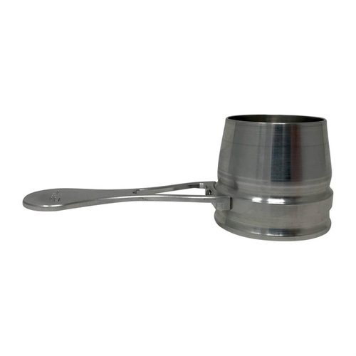 Le BILLET POWDER CUP d'AREA 419 est en aluminium 6061, pèse 700 grains et capture chaque grain de poudre, pour une recharge sécurisée et sans désordre.