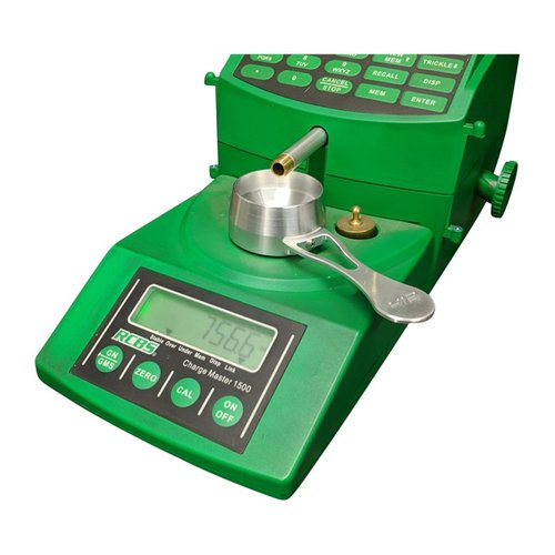 Améliore ton Chargemaster 1500 avec le BILLET Powder Cup d'AREA 419 : plus de précision, un design ergonomique et une capacité de 1500 grains.