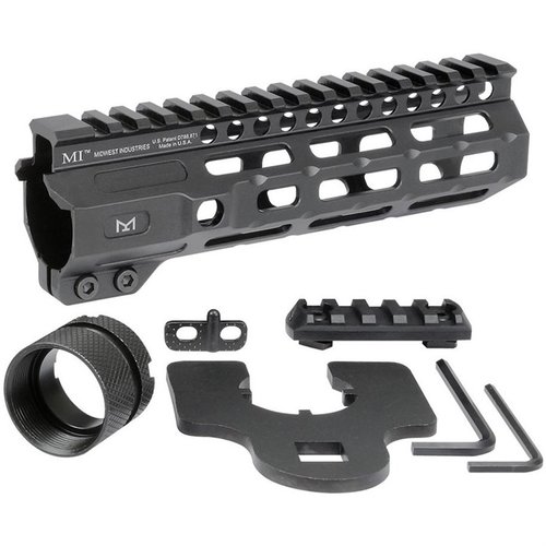 Le handguard Combat M-LOK de Midwest Industries est en aluminium, offre une conception free-float, des points d'attache M-LOK et un rail Picatinny pour personnaliser ton AR-15.