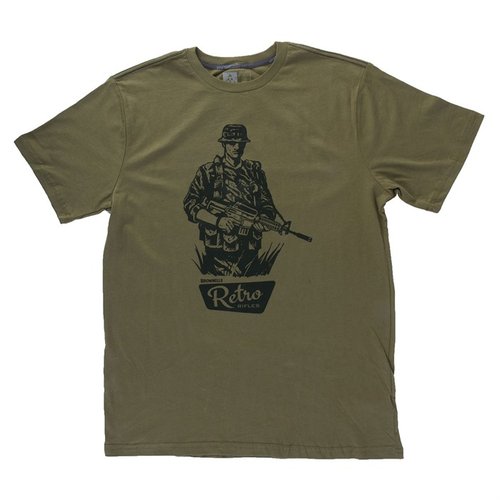 Le T-shirt Brownells MACV-SOG en 100% coton est doux, pré-rétréci et offre un excellent ajustement grâce à sa construction Cut-N-Sew, tout en rendant hommage aux héros.