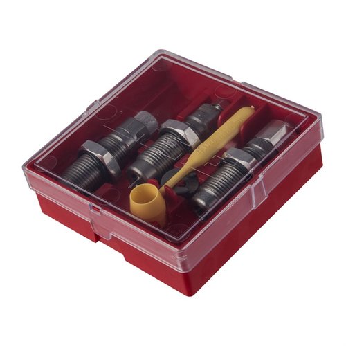 Le set de dies PISTOL CARBIDE 3 de LEE PRECISION inclut tout ce qu'il te faut : Carbide Full Length Sizing Die, Bullet Seating Die, et plus, sans lubrifiant nécessaire.