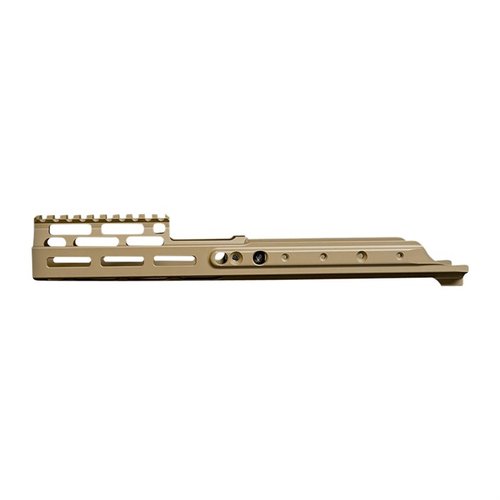Améliore ton FN SCAR MK17 avec les SCAR MREX MARK II M-LOK HANDGUARDS en aluminium 6061-T6, offrant des slots M-LOK et un montage facile pour accessoires.