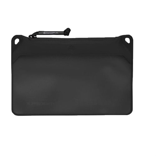Avec le DAKA Medium Window Pouch de Magpul, organise tes accessoires grâce à sa fenêtre translucide, sa construction RF soudée et sa fermeture éclair YKK AquaGuard®.