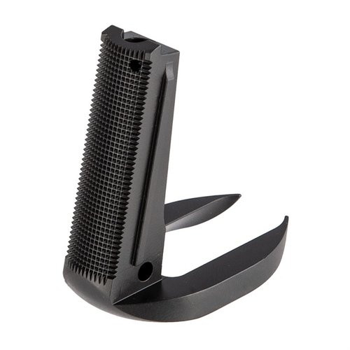 Améliore ta vitesse de rechargement avec le magwell Stan Chen pour 1911, facile à installer et conçu pour s'adapter à tous les cadres 1911 standards.