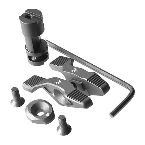 Le STRIKE SELECTOR SWITCH est ergonomique, modulaire et rapide, offrant une manipulation intuitive et configurable pour un usage à gauche, droite ou ambidextre.