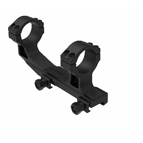 Le MOD 1 EER Scope Mount offre un montage avant pour un meilleur confort, une construction solide en une seule pièce et est compatible avec les optiques de 30mm.