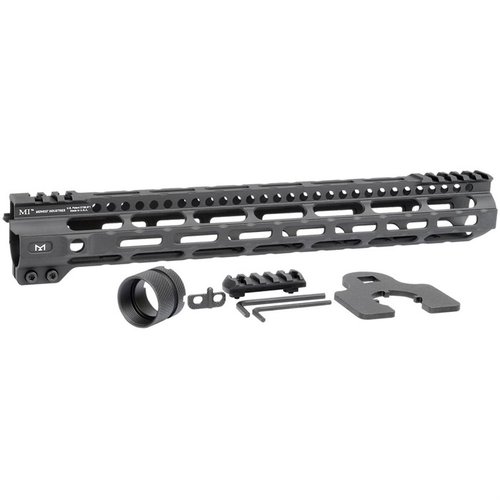 Découvre les garde-main AR-15 Lightweight M-Lok : légers, robustes, avec un design slim et installation facile grâce à la plaque de couple brevetée.