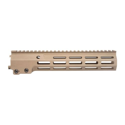 Le rail Geissele MK16 M-LOK offre une rigidité exceptionnelle, une installation facile et des options de personnalisation maximales pour ton AR-15.