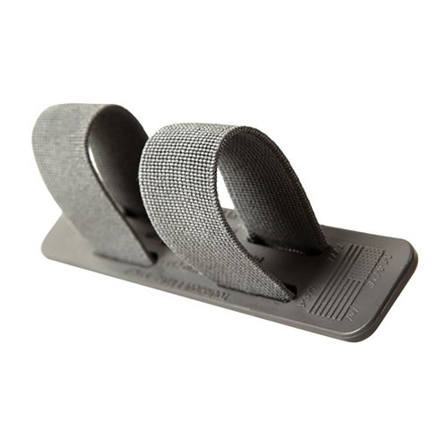 Le Tourniquet NOW!™ est un support sécurisé et discret pour tourniquet, compatible avec les plateformes MOLLE, idéal pour un accès rapide en situation d'urgence.