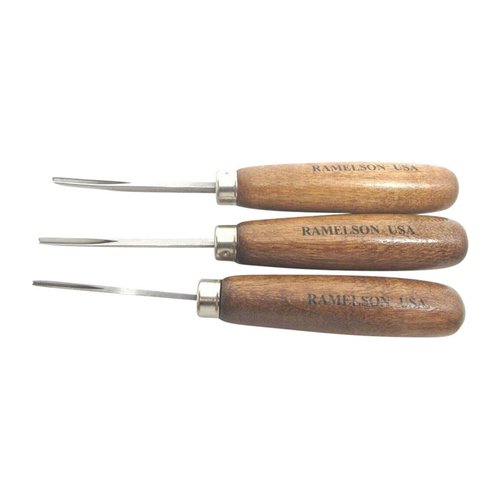 Le set de 3 outils Veiner Line Restoration te permet de retoucher facilement les lignes et designs avec des angles précis, grâce à leur manche en bois dur.