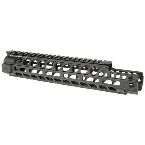 Les garde-main M-Lok de Midwest Industries offrent une installation facile, un rail continu, des sockets QD, et sont légers tout en étant robustes. Idéal pour ajouter des accessoires!