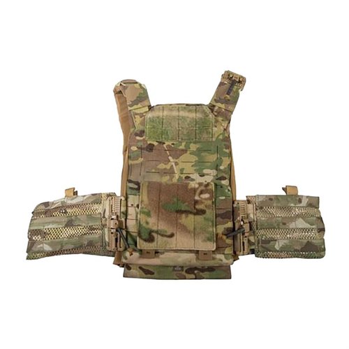 Le SMC Plate Carrier est léger, ajustable, avec des poches MOLLE, un confort optimal grâce à un maillage respirant et une modularité avec des panneaux zippés.