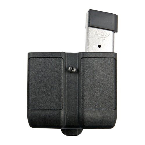 Le DOUBLE MAG CASE de BLACKHAWK maintient deux chargeurs simple stack en toute sécurité grâce à un ressort de tension, avec clip de ceinture ajustable et design ergonomique.