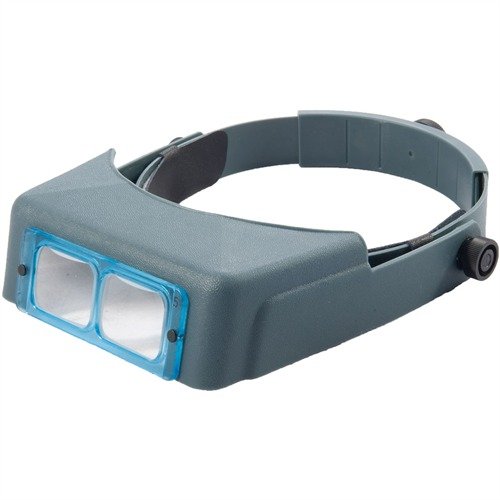 L'OptiVISOR No. 5 2.5X est léger, ajustable, et se porte confortablement sur tes lunettes, offrant une clarté de vision précise pour tous tes travaux.