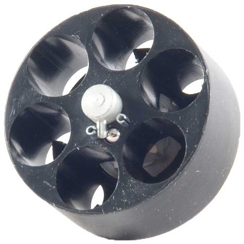 Le SPEEDLOADER HKS 586-A est léger et compact, permettant un rechargement rapide et sécurisé de tes cartouches grâce à un simple tour du bouton en aluminium.