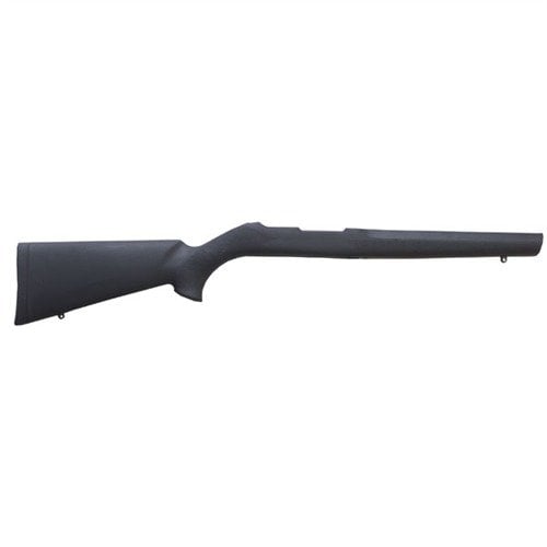 Le RUGER 10/22 avec crosse en caoutchouc HOGUE offre un confort antidérapant, un support léger en fibre de verre et un design ergonomique pour une prise en main parfaite.